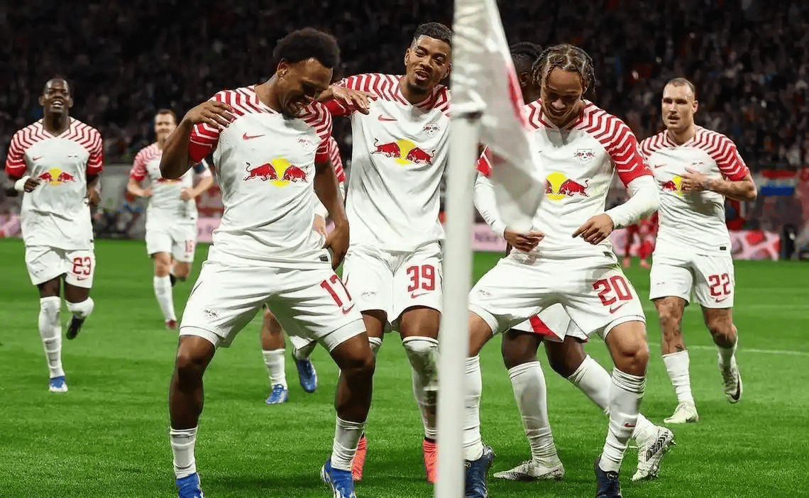 关于加时末段波特兰开拓者再遭质疑今晨广州队状态回暖，网友：莱比锡远射贴柱备战德甲的信息